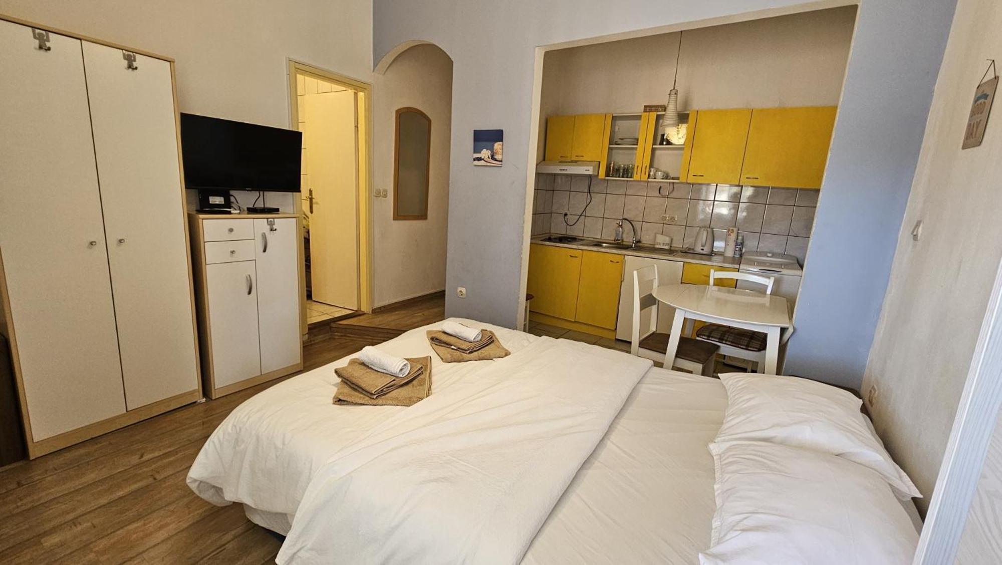 Studio Apartment Kiki For 2, Near Old Town & Beach, Free Wifi Zadar Eksteriør billede
